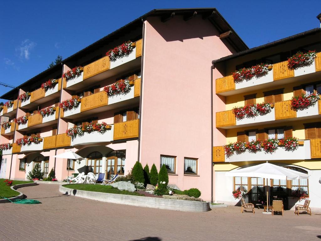 Residence Antares Andalo Exterior foto